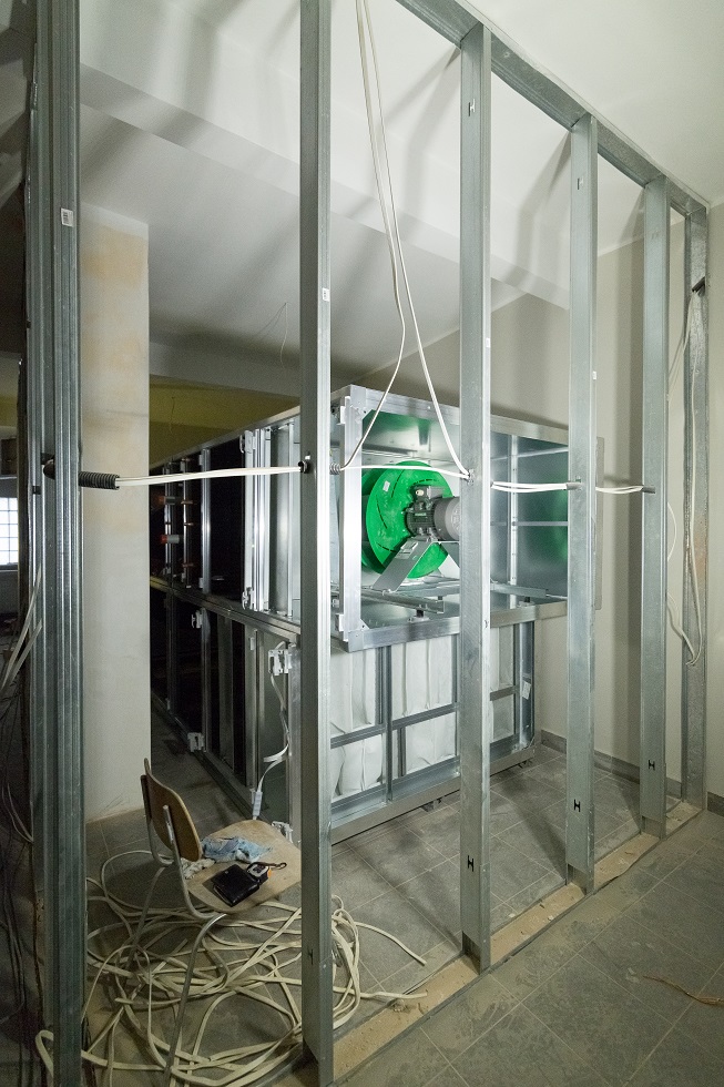 Montaż agregatu wentylacyjno klimatyzacyjnego dla całego obiektu