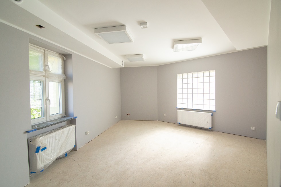 Wnętrze pomieszczenia socjalnego w budynku administracyjnym